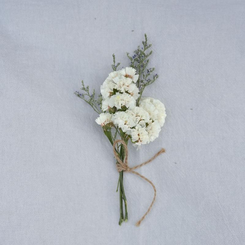Mini Buquê de Flores Naturais  - Wedding Supply Rentals avaliação e preço